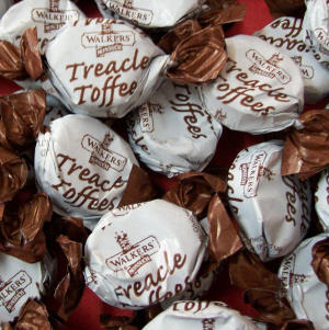 Walkers Treacle Toffee - 120g