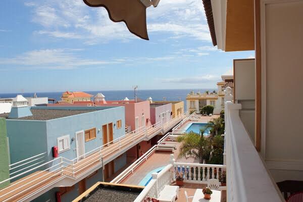 holiday apartment puerto naos to rent