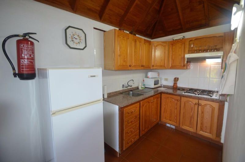 Casa Rural cottage kitchen for self-catering holiday la palma