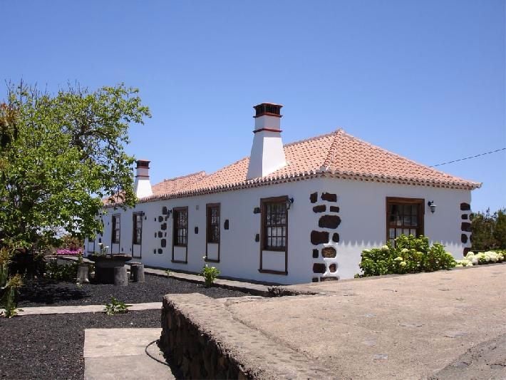 family house north la palma