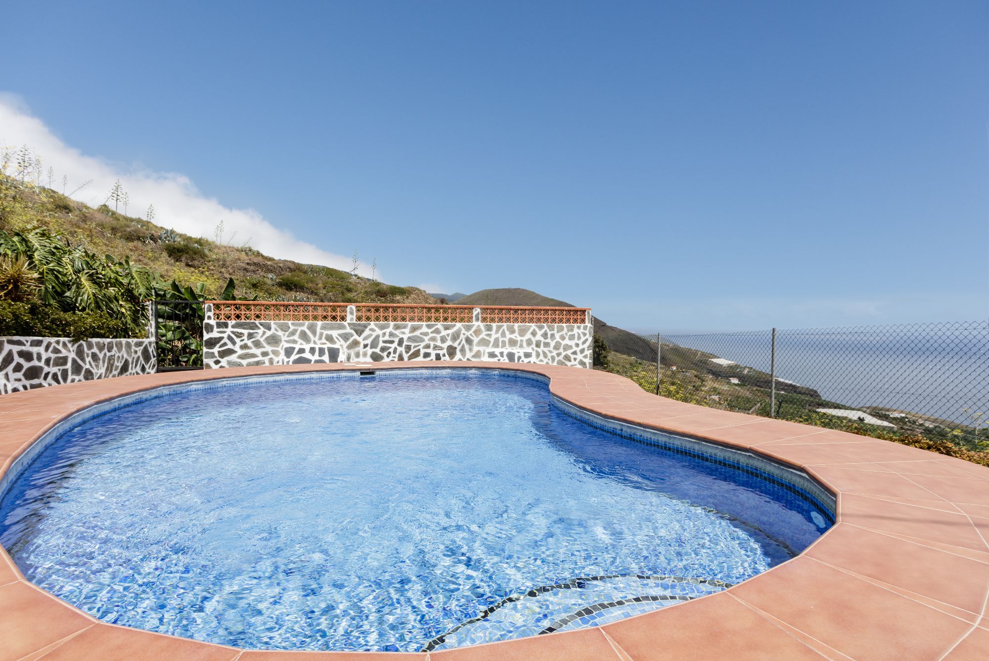 house with private swimming pool la palma