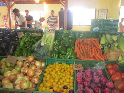 Puntagorda market for local handicrafts and organic fruit and veg