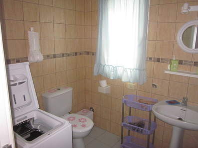 Apartment Ada bathroom