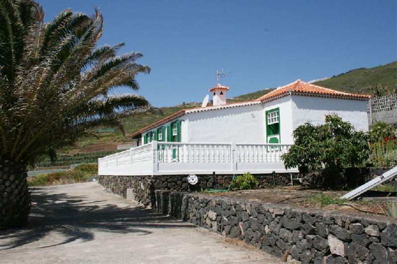 Casa Pancha Molina side view 2