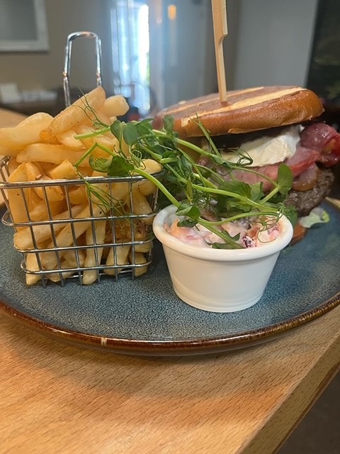 2025 bacon & brie burger 1.jpg
