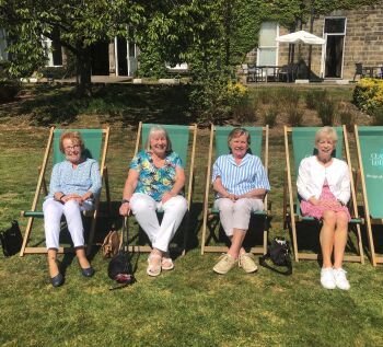 H2025-deckchairs
