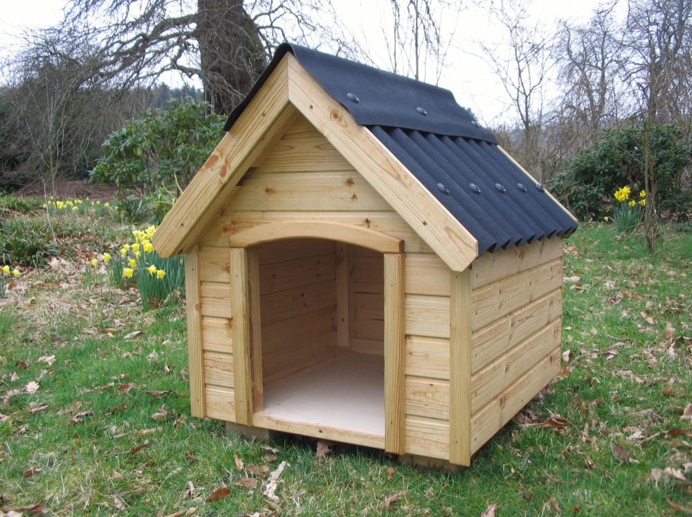 Wooden Dog Kennel Scotland Perthshire