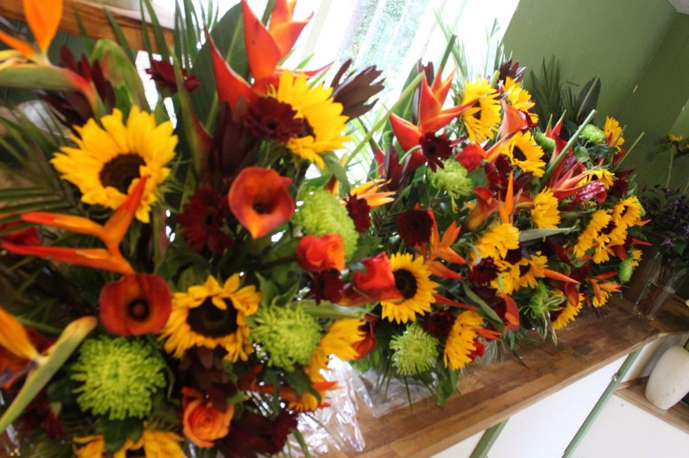 Church pedestal arrangements
