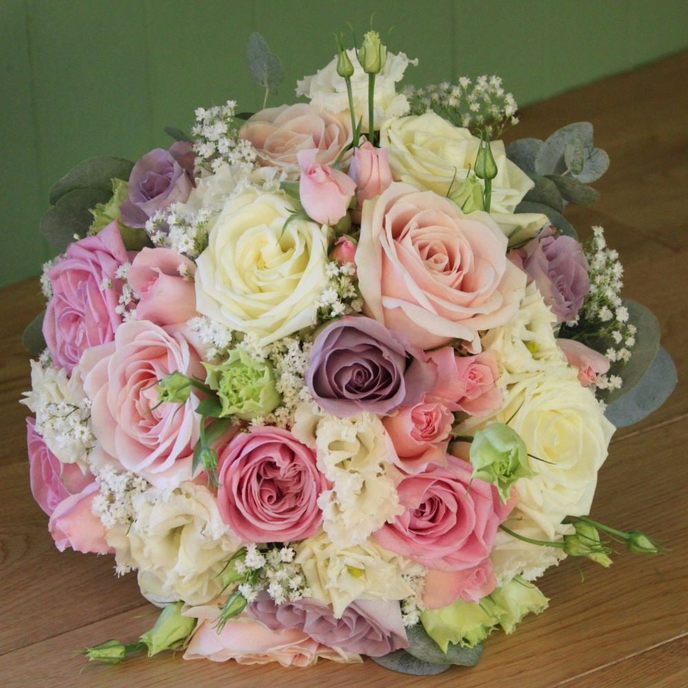 Rose and Lisianthus Hand-tied Posy