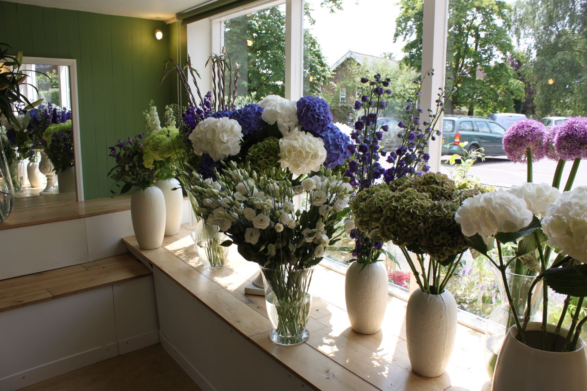 Long stemmed bouquet sussex