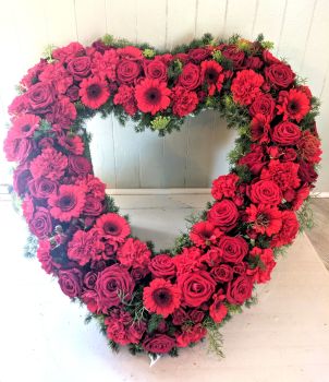Rose, Carnation & Gerbera Open Heart