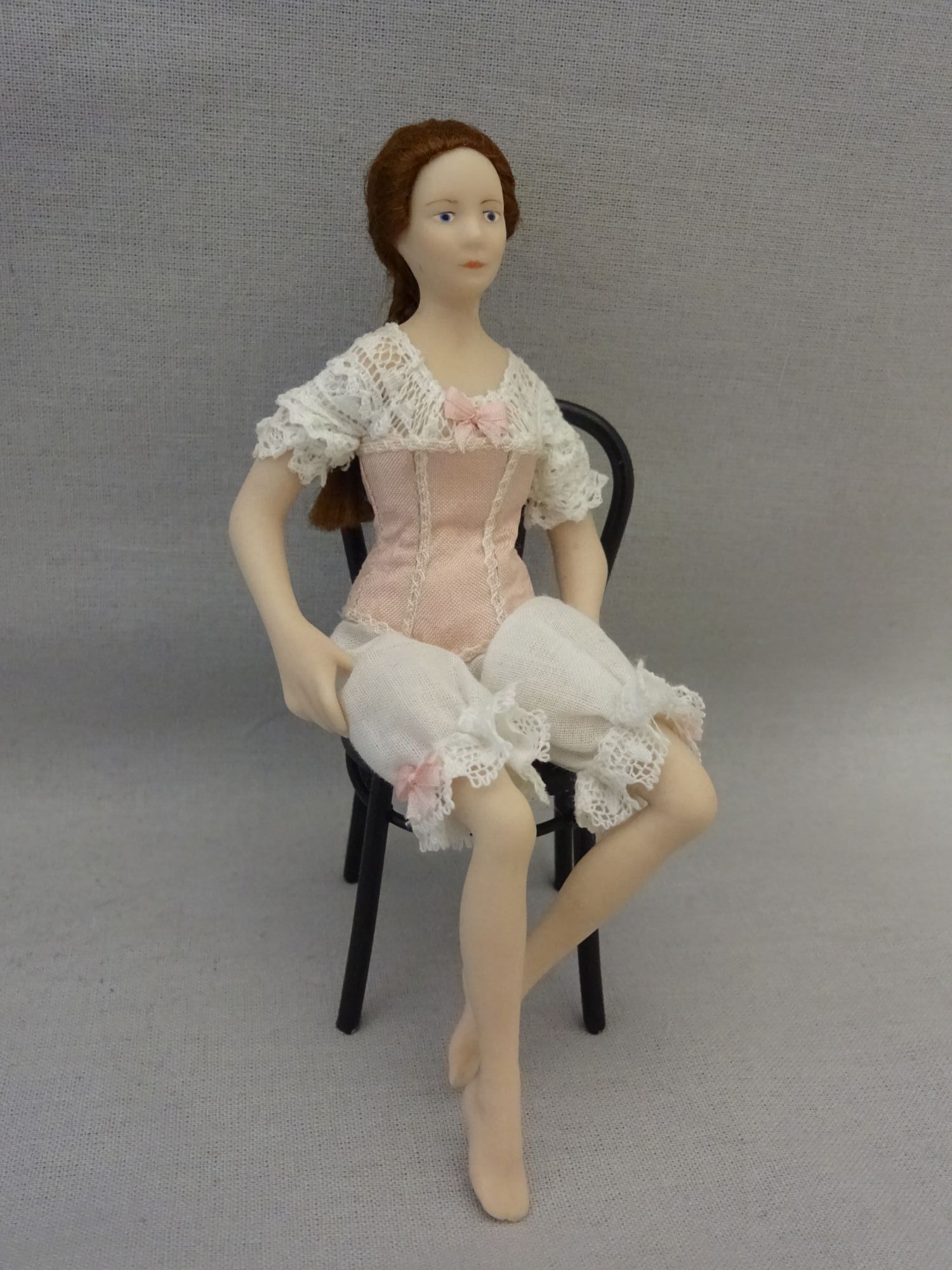 Dolls House Miniature 1:12th Scale Victorian Lady Dressed In Dark Peach 