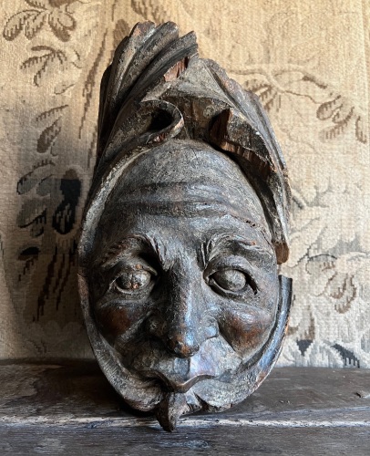 A Fine 15th Century Carved Corbel Depicting The Greenman