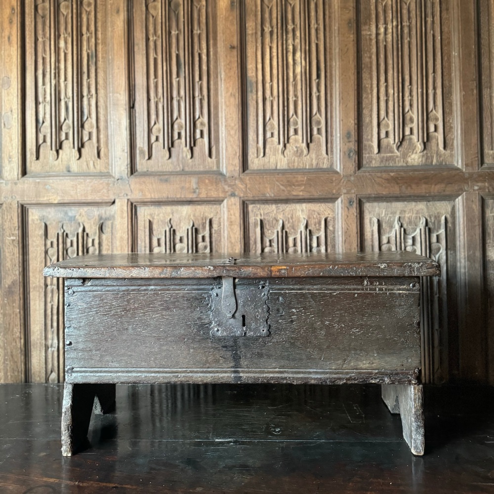 A Elizabethan Childs Oak Six Plank Chest.SOLDðŸ”´