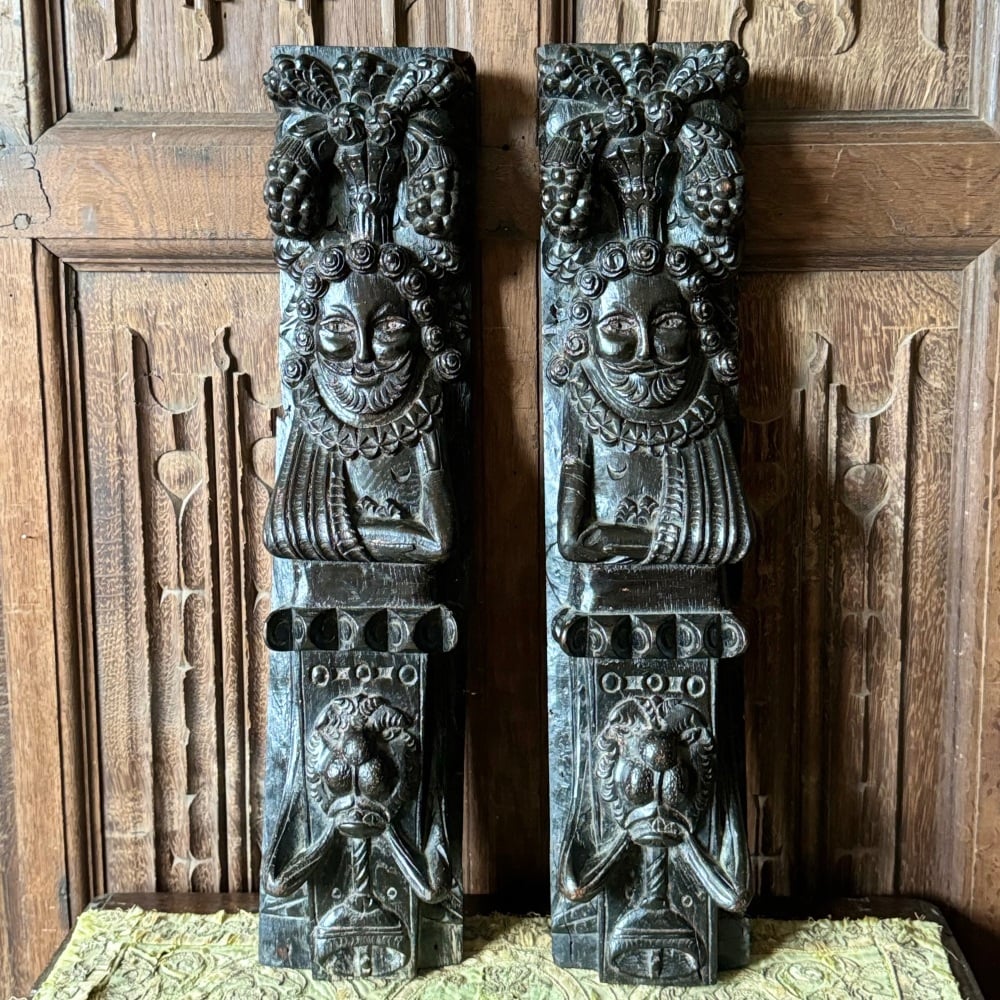 A Fine Pair Of Elizabethan Carved Oak Caryatids.SOLDðŸ”´