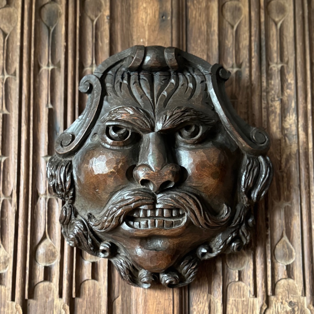 CARVINGS /WOOD AND STONE