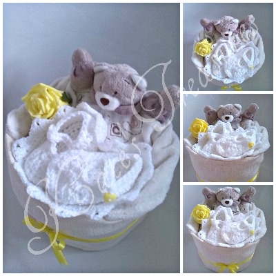  'Tiny Heart Nappy Cake' in Unisex colours