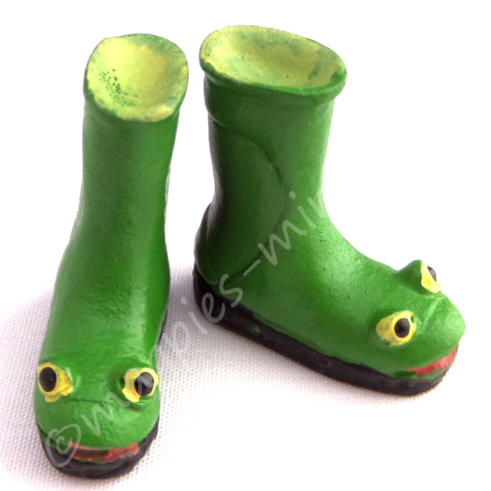 Dolls House emporium 12th scale Frog Wellington Boots Wellies | eBay