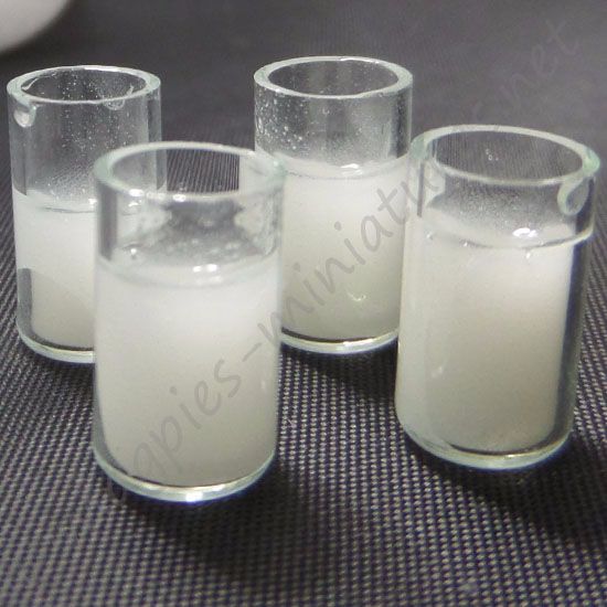 Set of 4 milk glasses