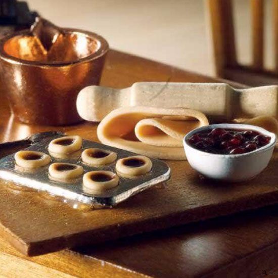 Jam tarts ingredients and board