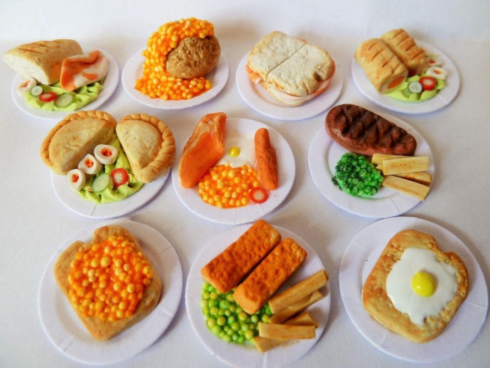 10 X Mixed Food Lunch Plates