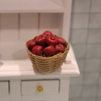 Fruit and Vegetable Baskets - Apples