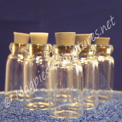 Small glass Jars with Stoppers, Pack of 6