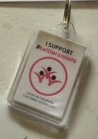 1026K - twittersisters/twitterbrothers Supporters Keyring