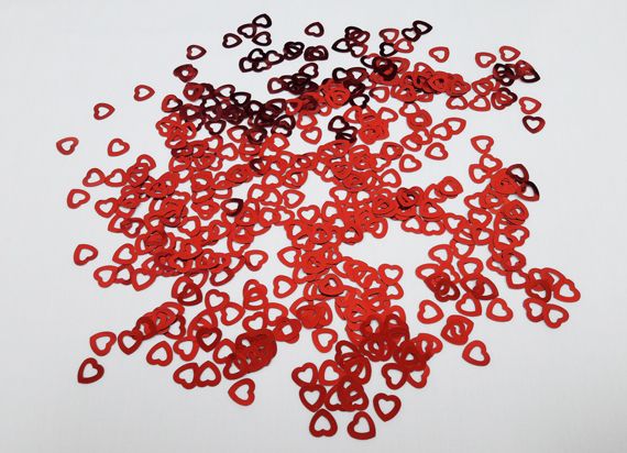 Red-Hearts-Table-Confetti