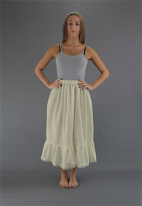 <!-- 0055 -->Ivory Cotton Petticoat With Lace Trim
