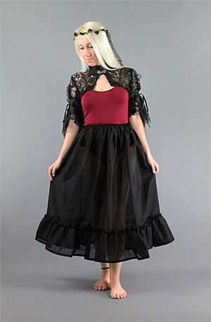 <!-- 0104 -->Lightweight Cotton Lawn Petticoat - Plain Black