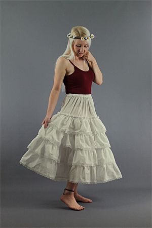 <!-- 0111 -->Ivory Square Dance Country & Western Ruffle Petticoat