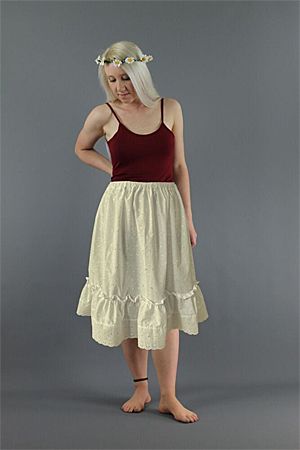 <!-- 0123 -->Broderie Anglaise Petticoat - Ivory