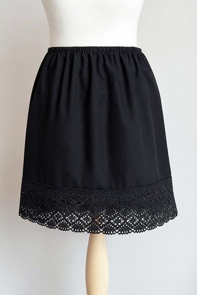 <!-- 01138 -->Black Winter Half Slip - Cotton Wynciette Flannel