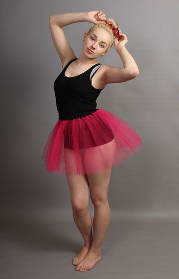 <!-- 007 -->Short Cerise Net Skirt