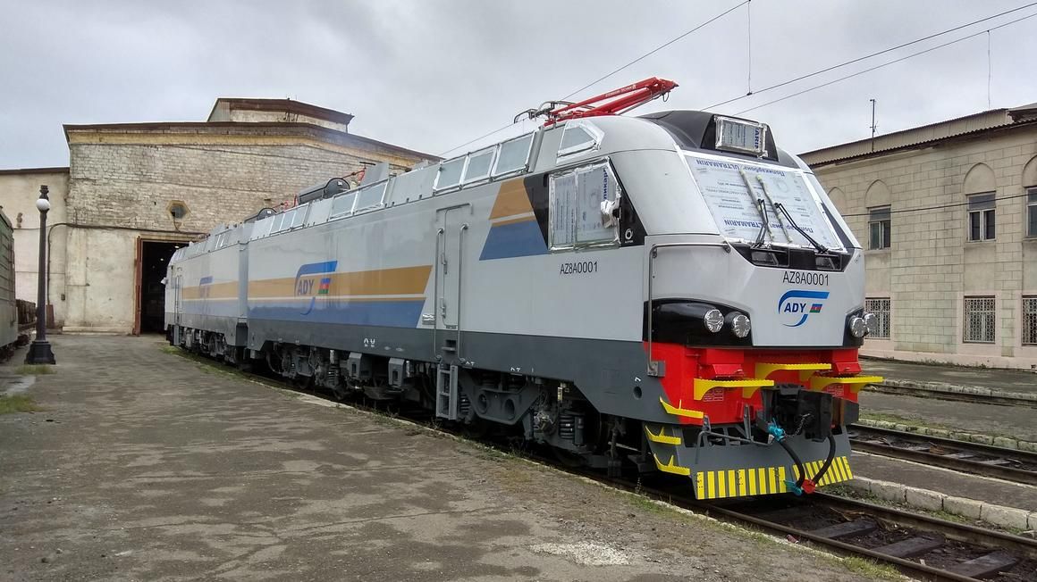 Alstom freight locomotive pictured shortly after arrival in Azerbaijan