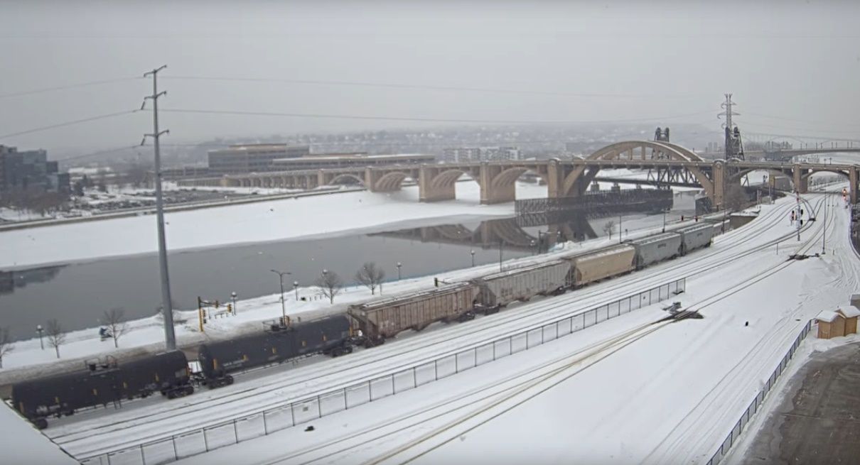 Clickable image taking you to the Union Depot, St Paul webcam