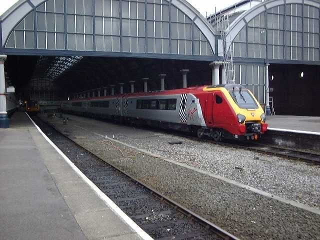 Image showing 220119 sitting in the bay at Darlington after a high speed run from York on 13th June 2001