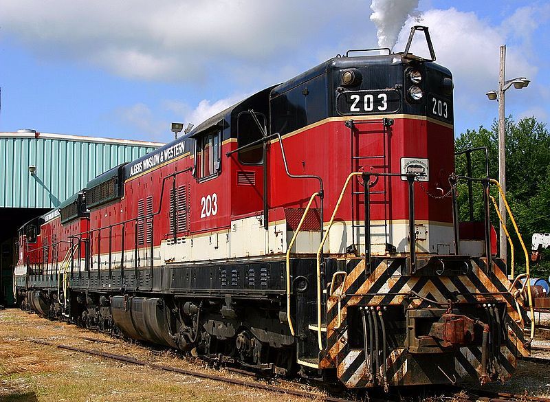 Image showing 2 of the 4 SD9's basking under the morning sun at Yankeetown, IN