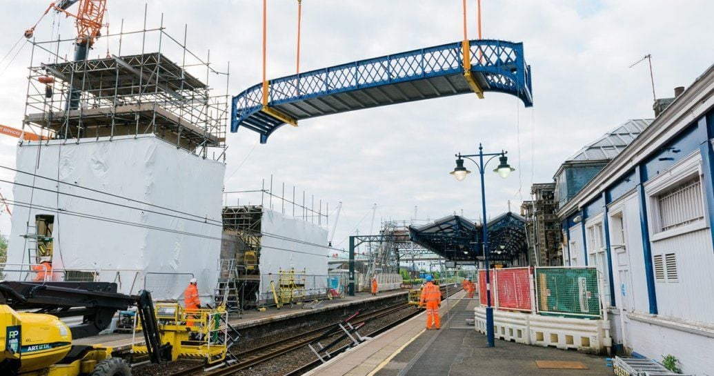 Image showing work to install footbridge at Stirling station