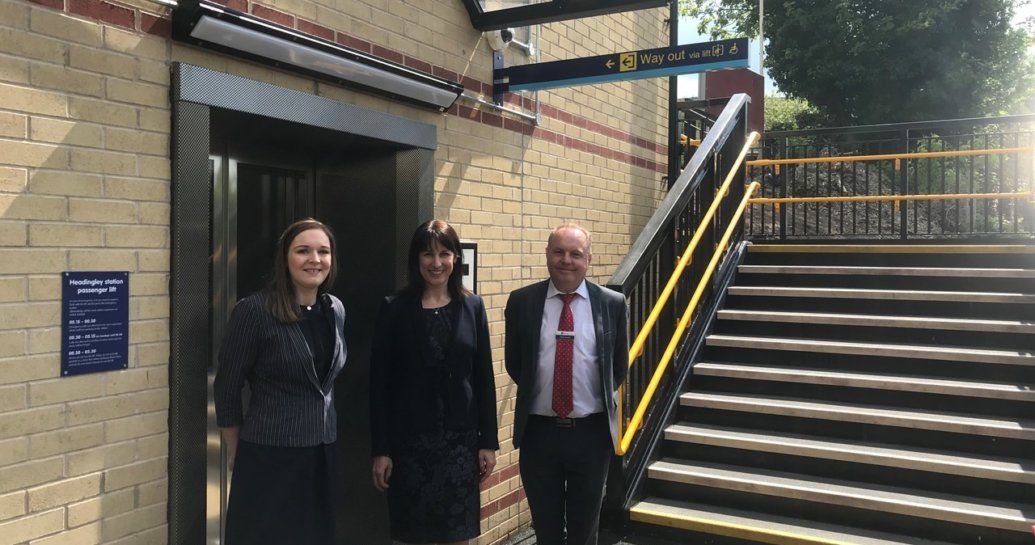 Image showing dignitaries at Headingley station