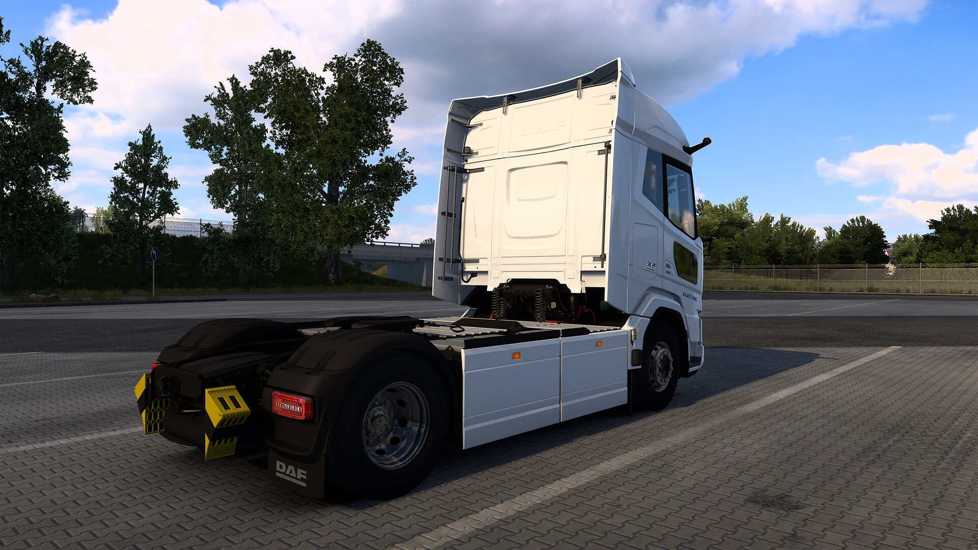 ETS2_DAFXFElectric_4.jpg