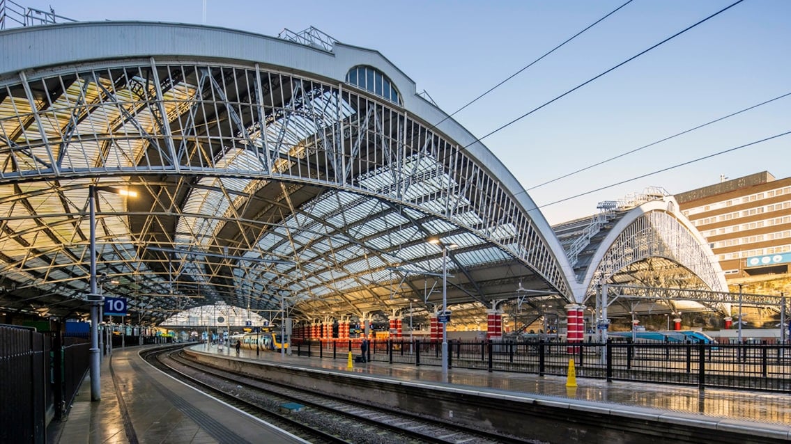 Image showing trains at Liverpool Lime Street station