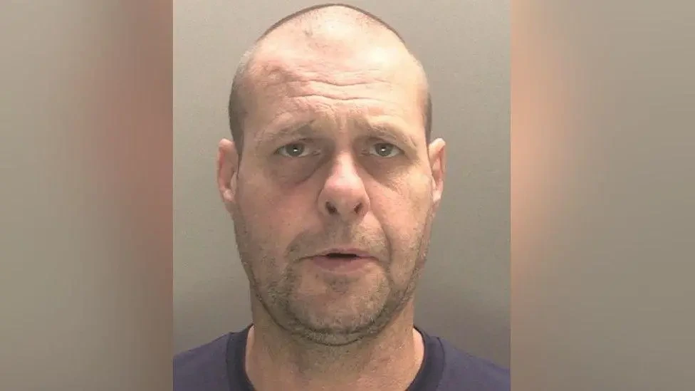 Man Jailed After âIncredibly Dangerousâ Walk Along Railway Tracks Causes Travel Chaos