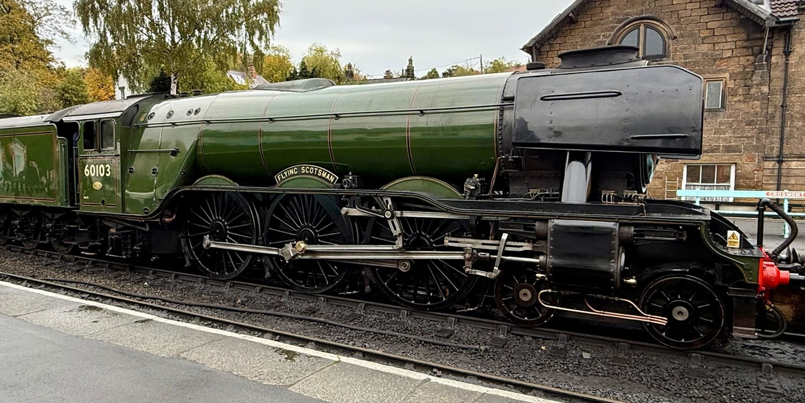 Flying Scotsman delights fans during North Yorkshire Moors Railway visit