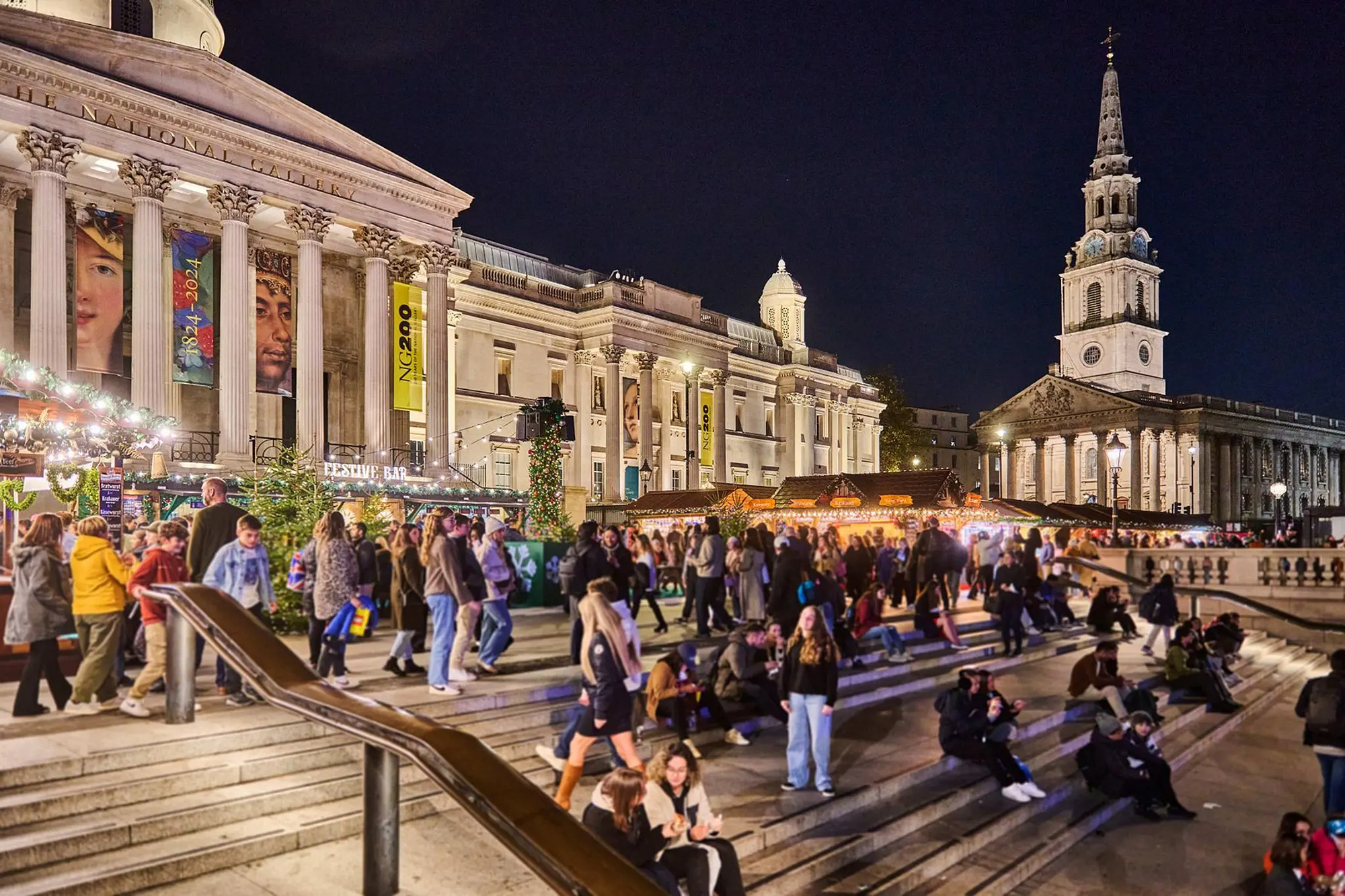 LNR Reveals Busiest Travel Dates to London Euston This Christmas Season