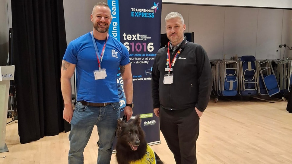 TPE brings rail industry opportunities to Oasis Academy with therapy dog star
