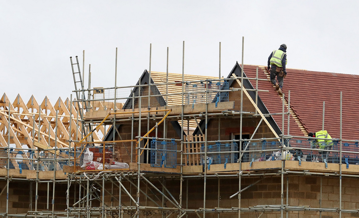 Government Unveils Plan to Fast-Track Homes Near Train Stations