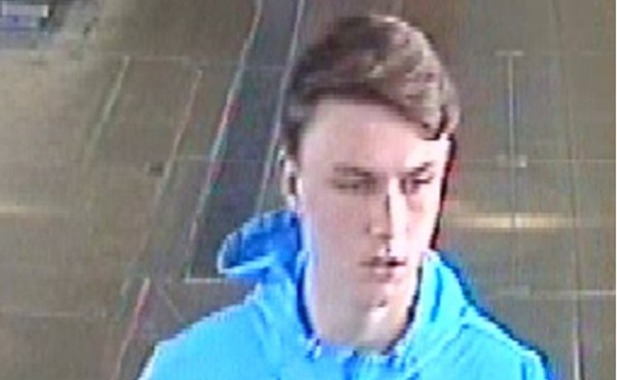 Police Release CCTV After Rail Staff Attacked with Chemical at Blackfriars