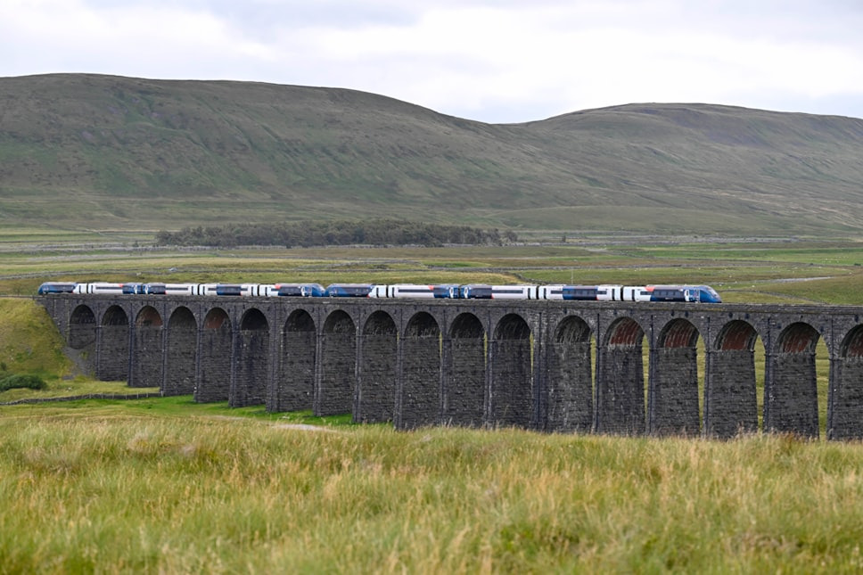 Avanti Diverts Services via Settle&acirc;Carlisle During Major WCML Closure